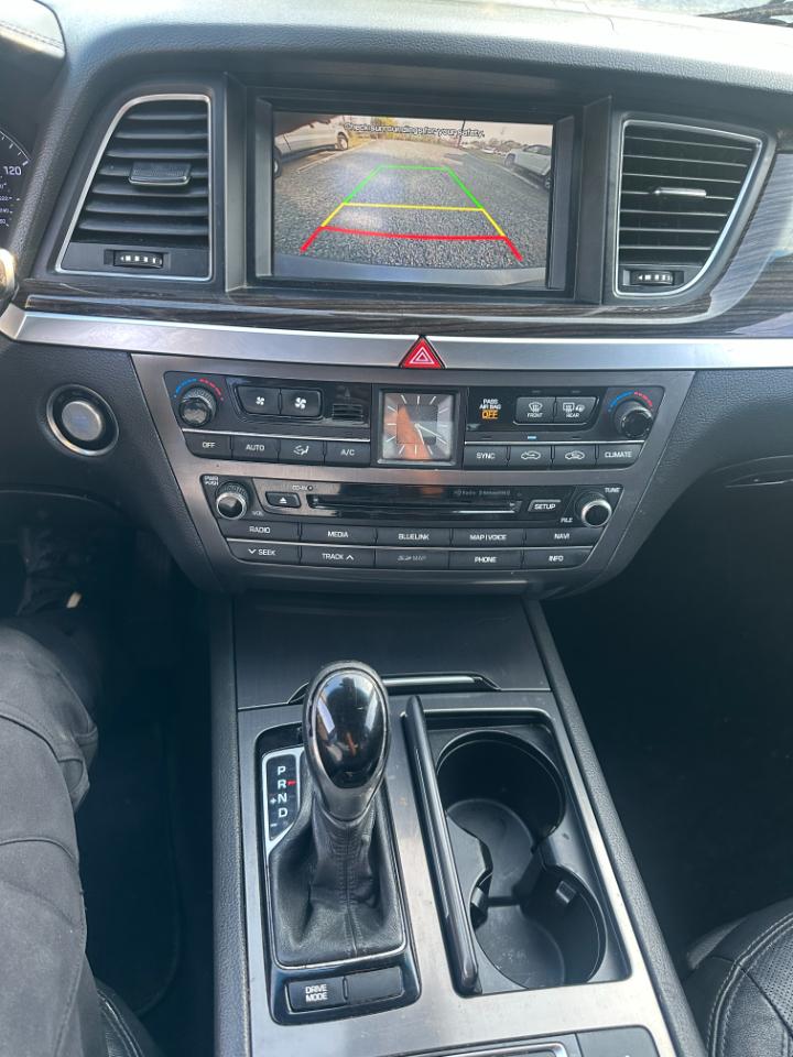 Hyundai Genesis 3.8L 2015