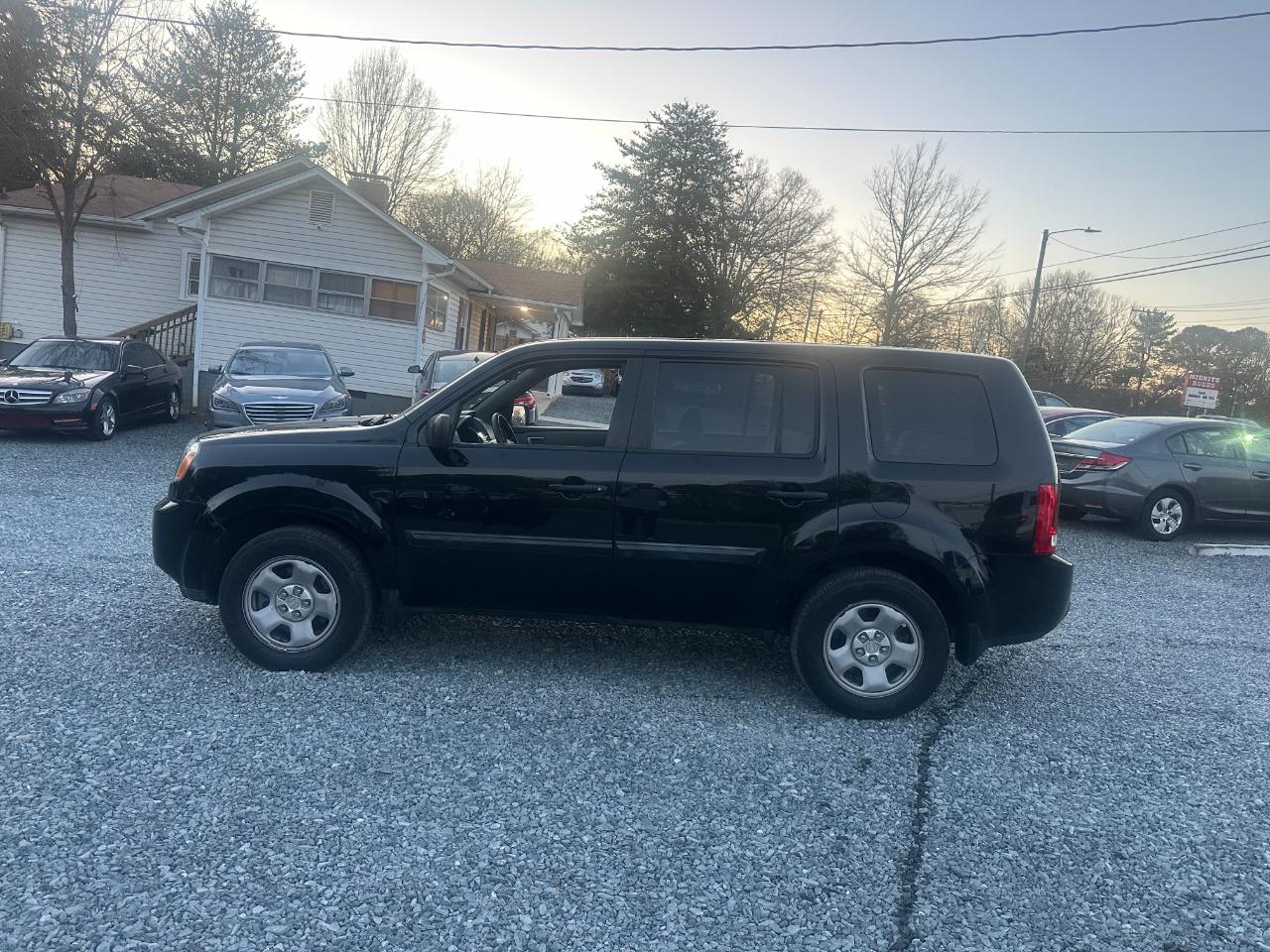 Honda Pilot LX 4WD 5-Spd AT 2015