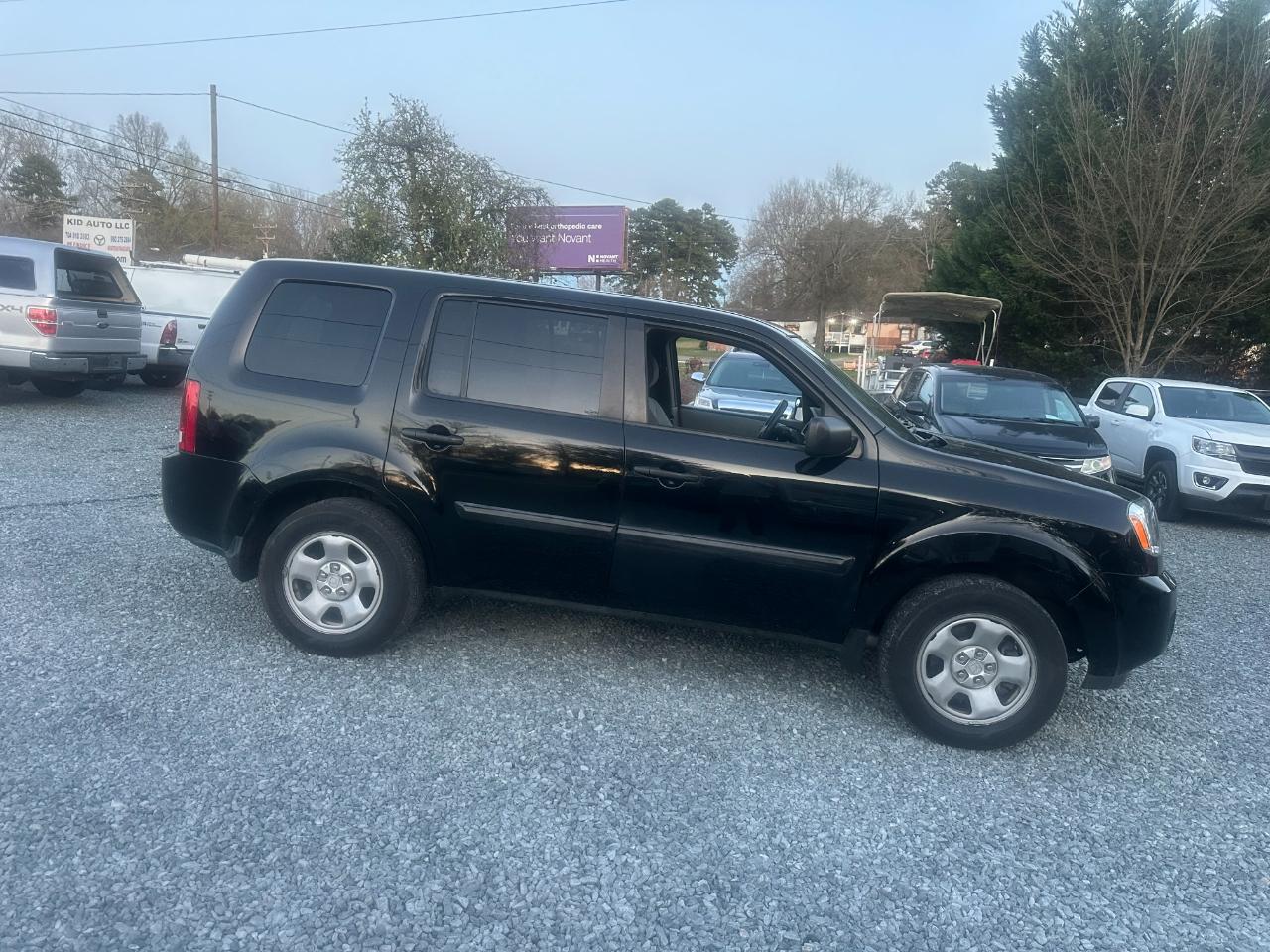 Honda Pilot LX 4WD 5-Spd AT 2015