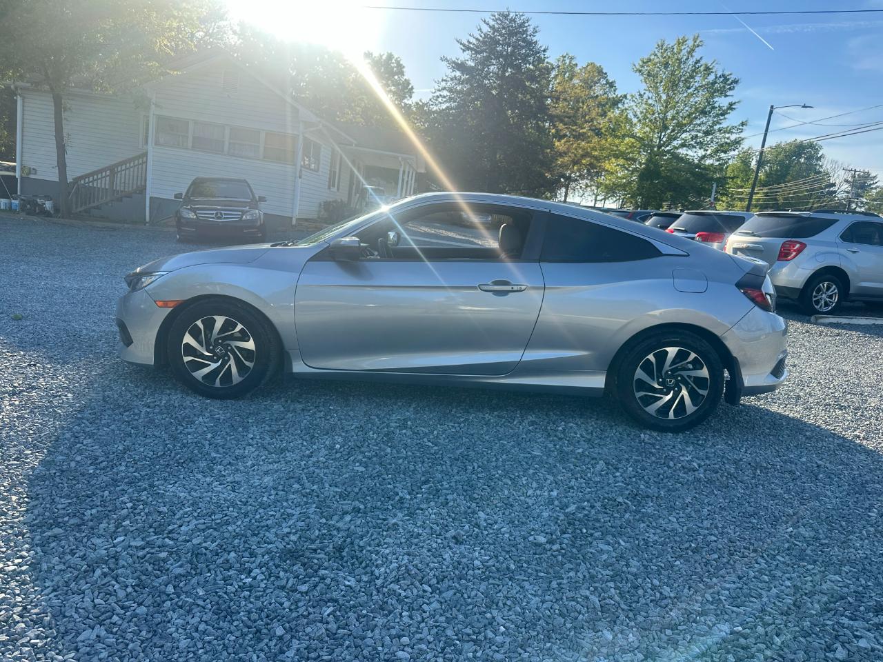 Honda Civic LX-P Coupe CVT 2017