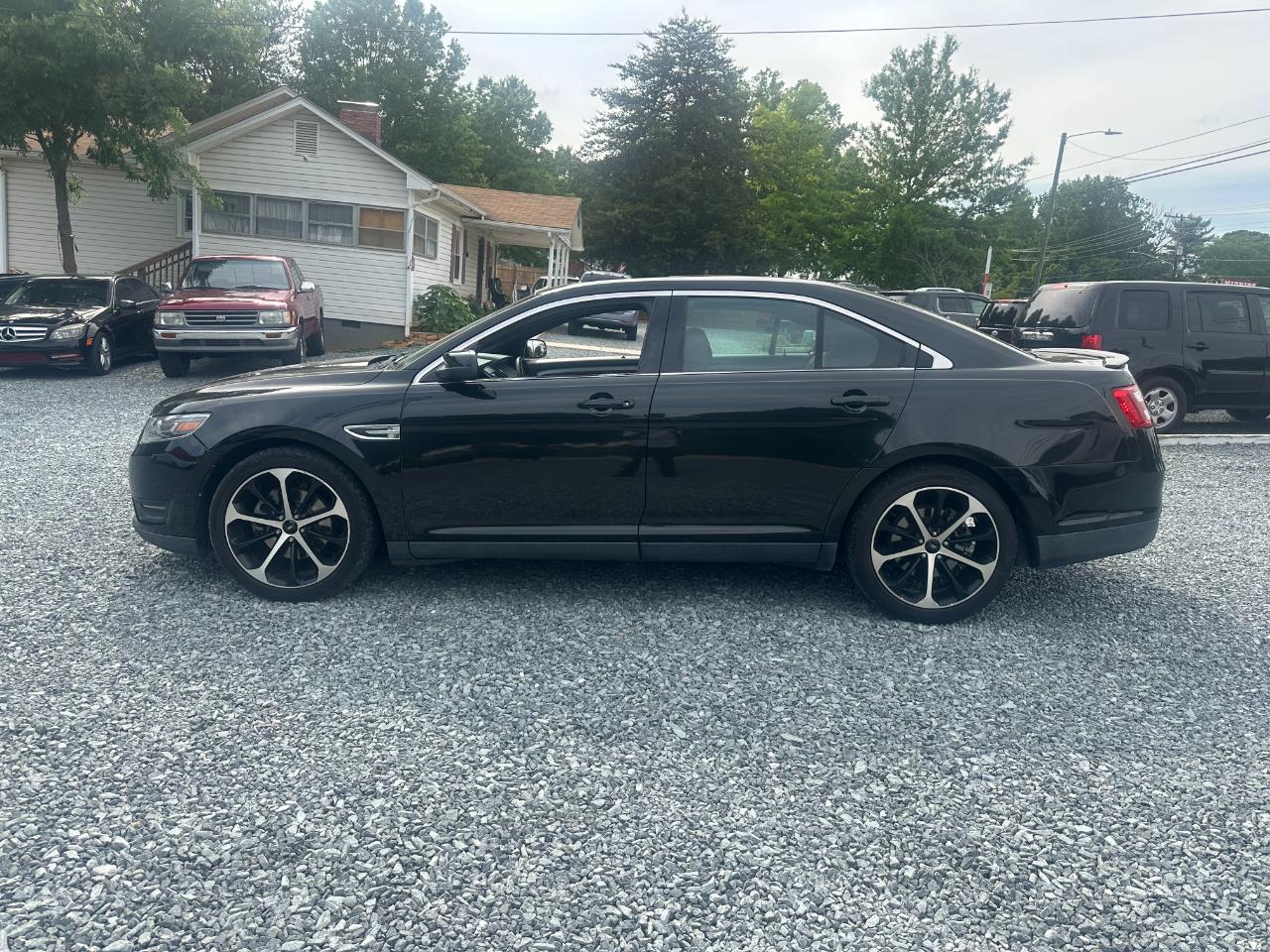 Ford Taurus SEL FWD 2015