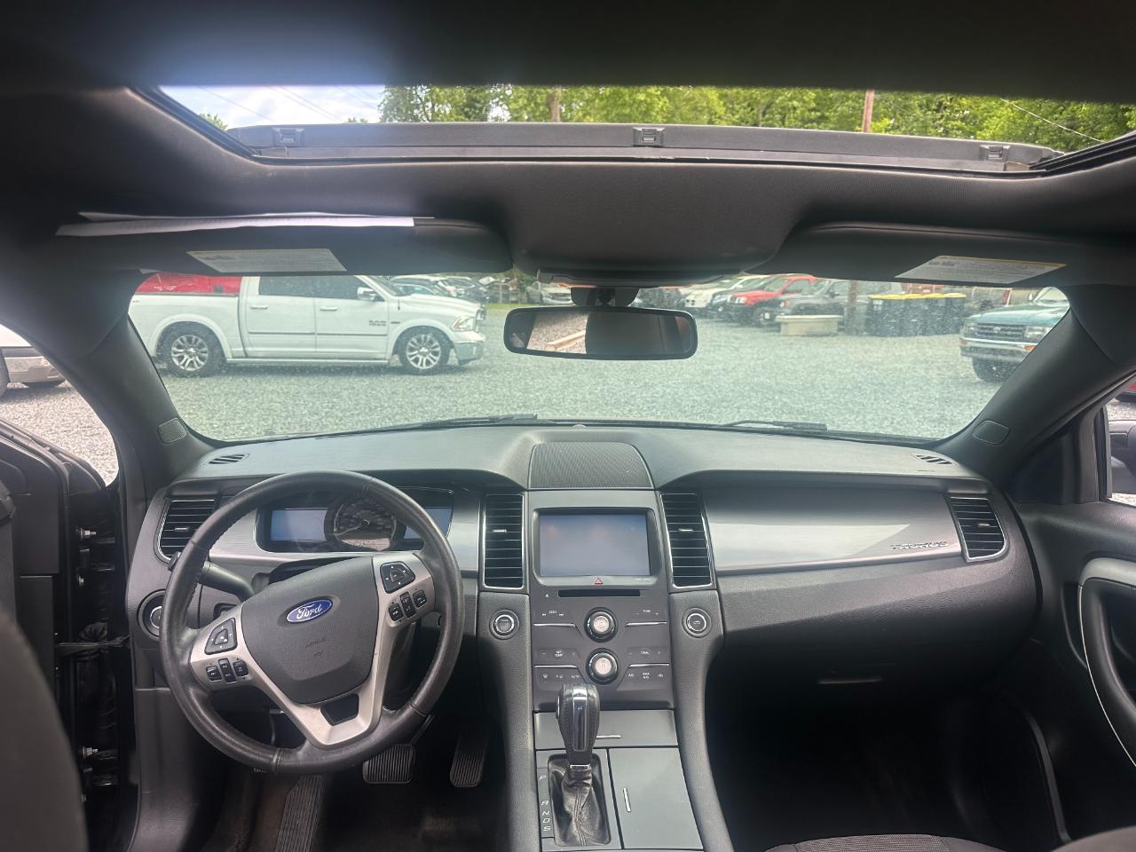Ford Taurus SEL FWD 2015