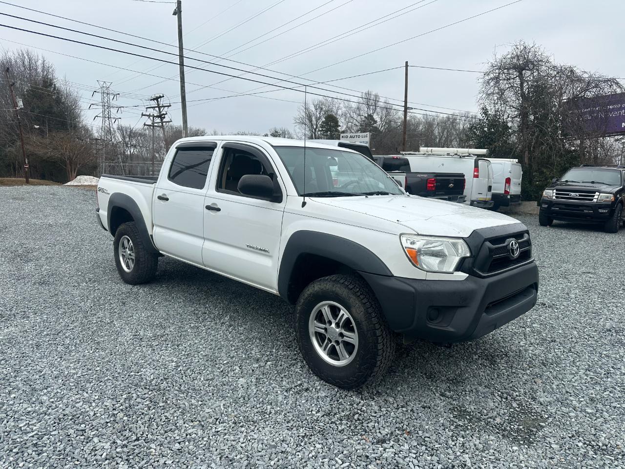 Toyota Tacoma PreRunner Double Cab I4 4AT 2WD 2015