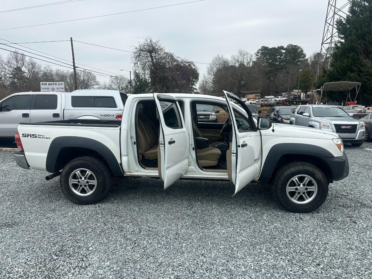Toyota Tacoma PreRunner Double Cab I4 4AT 2WD 2015
