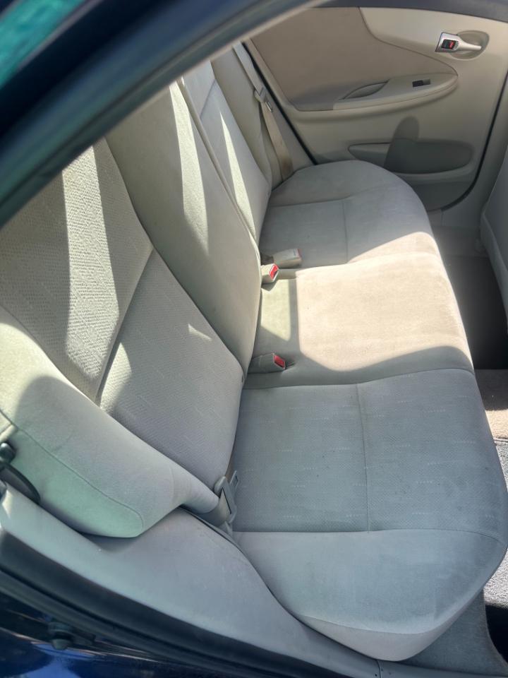 Toyota Corolla LE 4D Sedan 2013