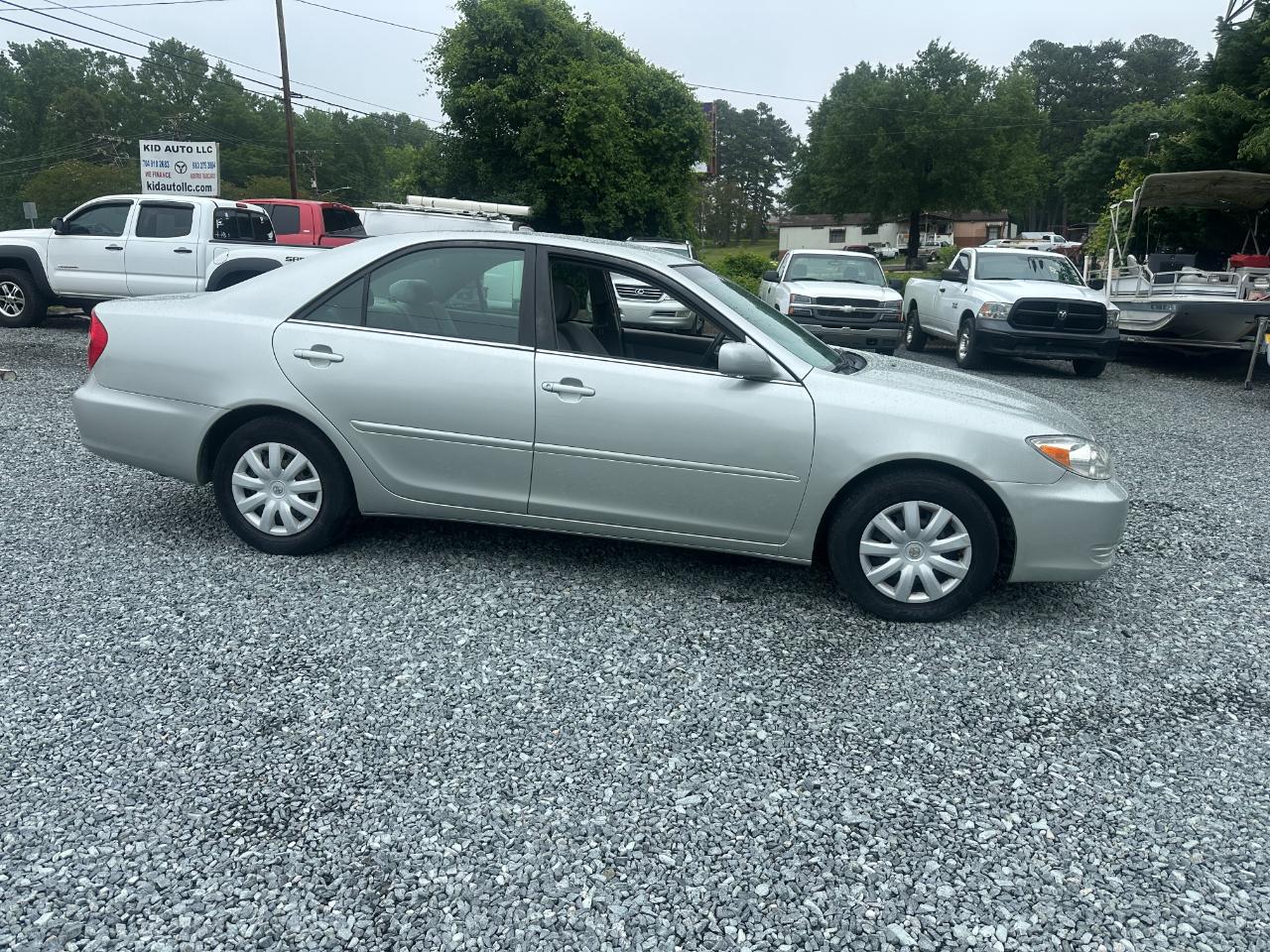 Toyota Camry LE 2002