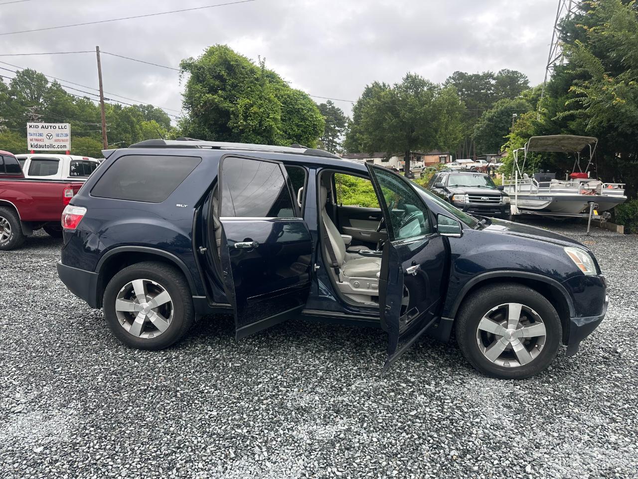 GMC Acadia SLT-1 FWD 2011