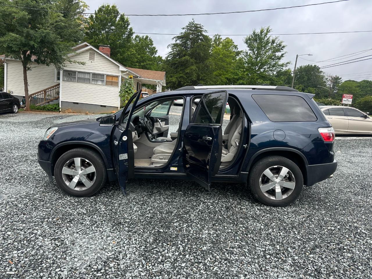 GMC Acadia SLT-1 FWD 2011