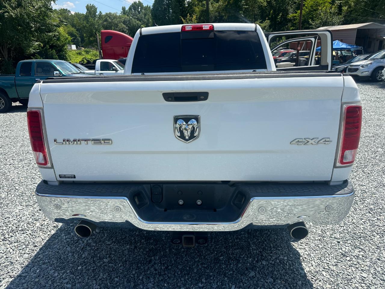 RAM 1500 Longhorn Crew Cab SWB 4WD 2015