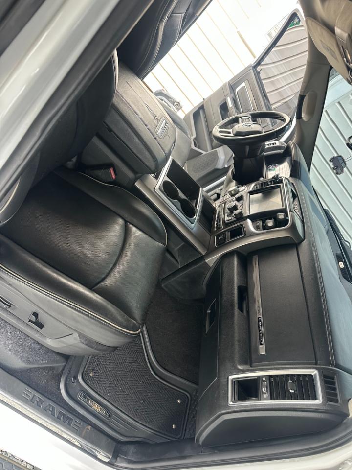 RAM 1500 Longhorn Crew Cab SWB 4WD 2015