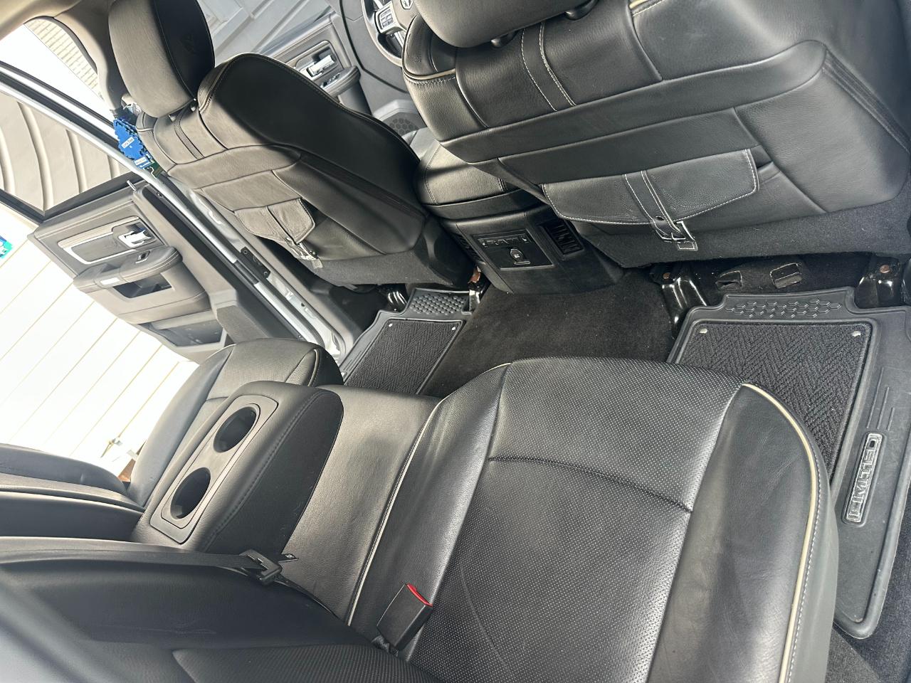 RAM 1500 Longhorn Crew Cab SWB 4WD 2015