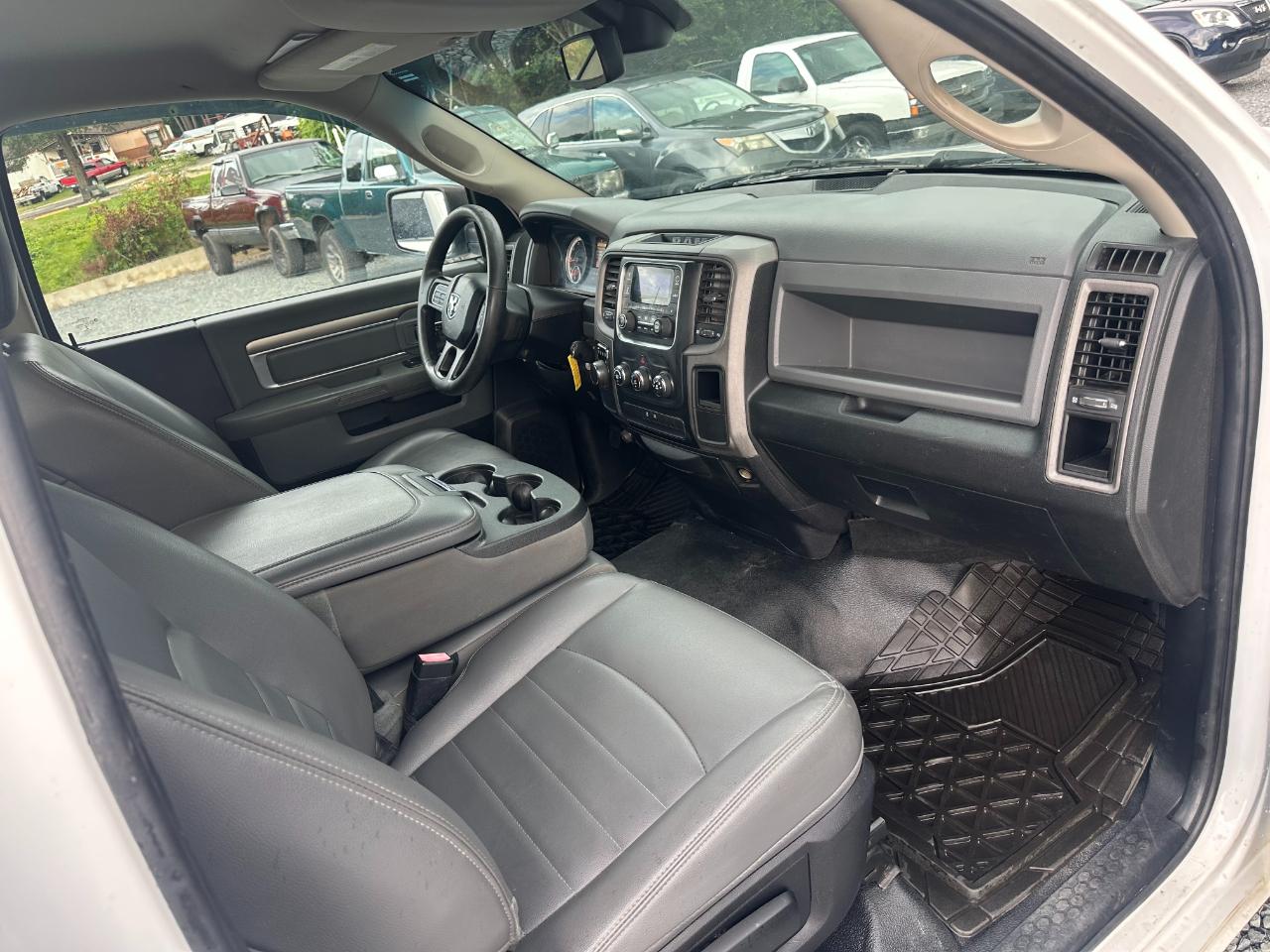 RAM 1500 Tradesman Regular Cab LWB 2WD 2016