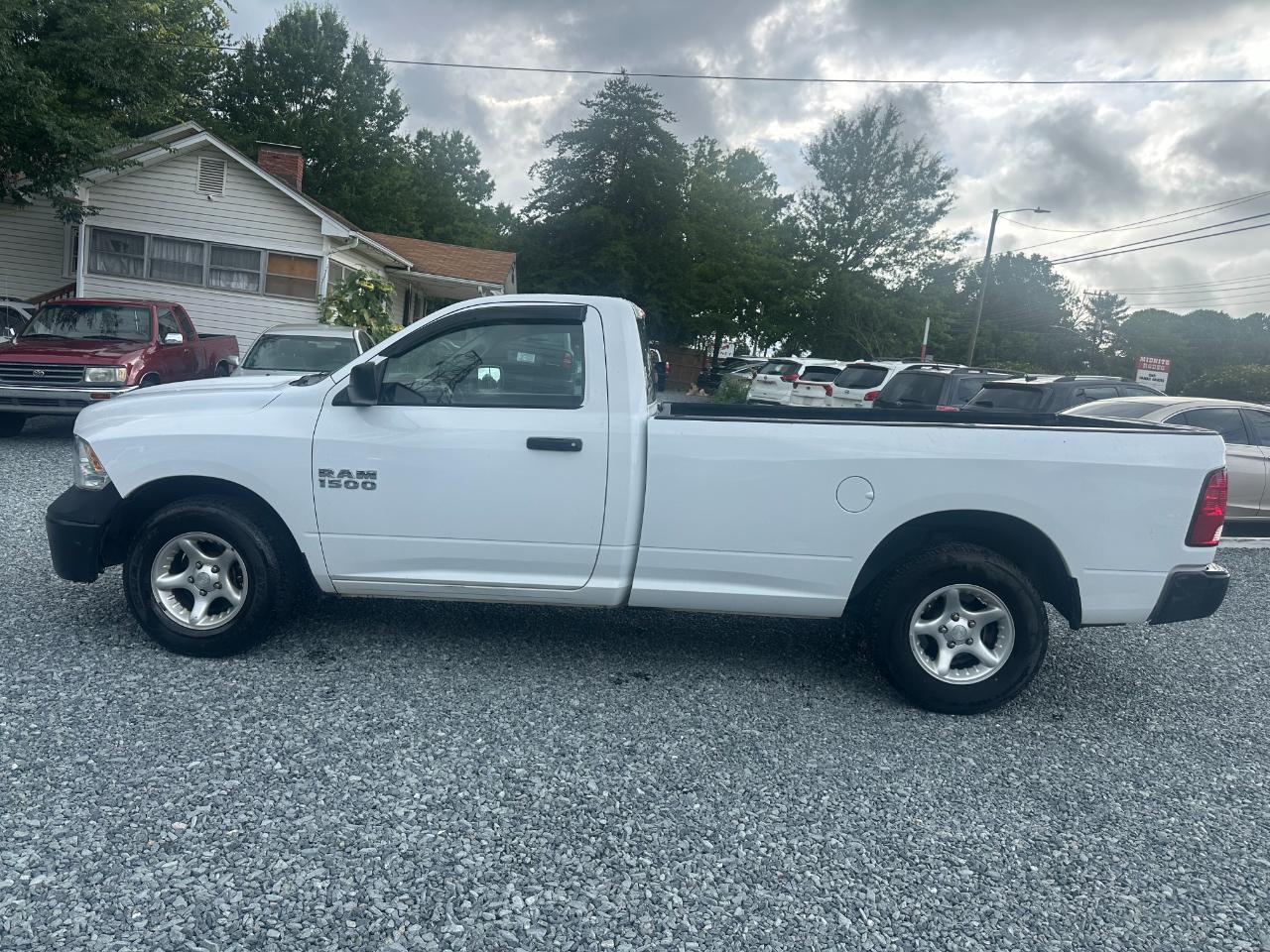 RAM 1500 Tradesman Regular Cab LWB 2WD 2016