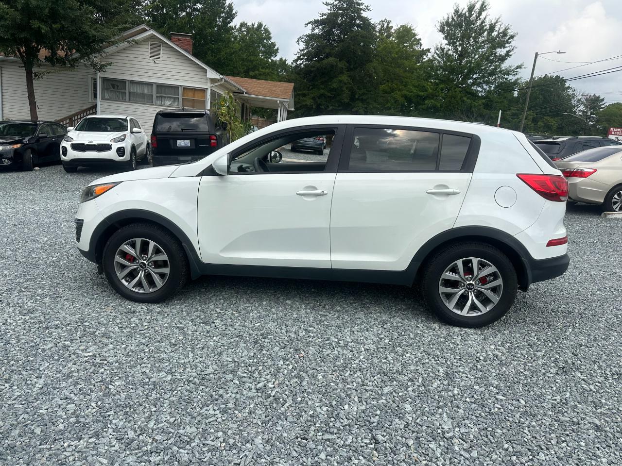 Kia Sportage LX FWD 2016