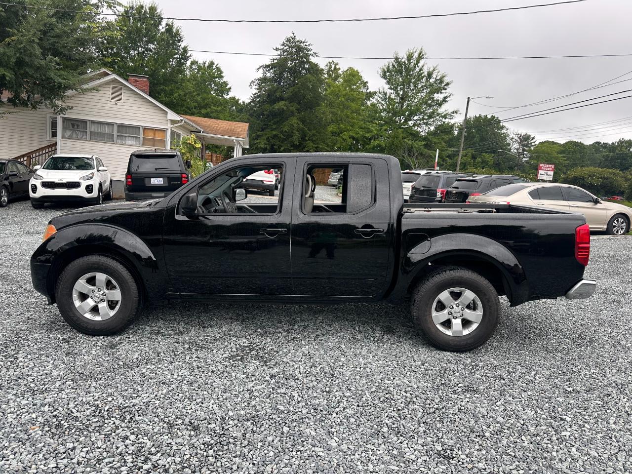 2013 Nissan Frontier S Crew Cab 2WD