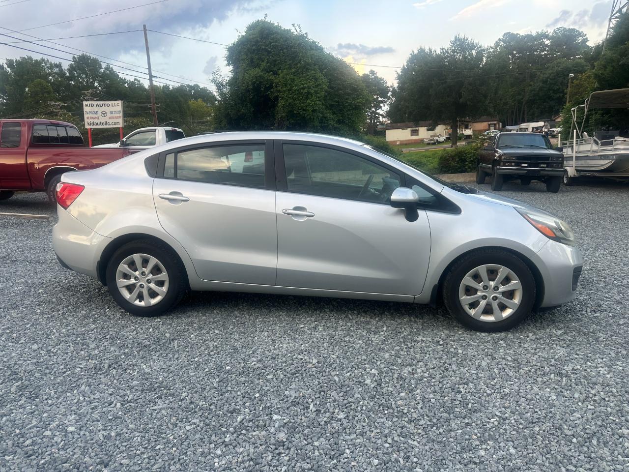 Kia Rio LX 2015
