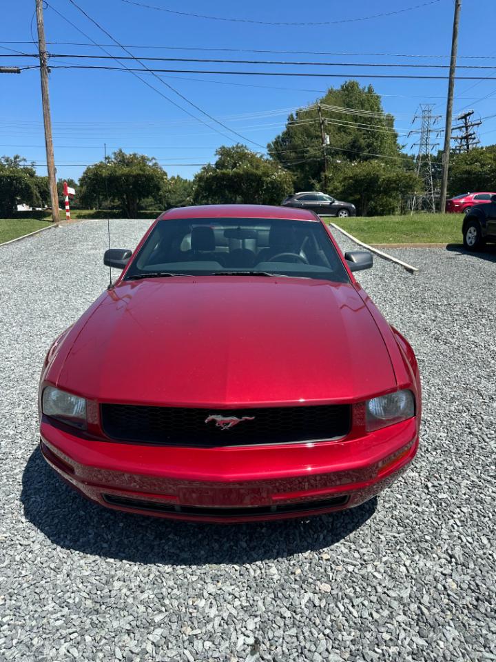 Ford Mustang GT Deluxe Coupe 2007