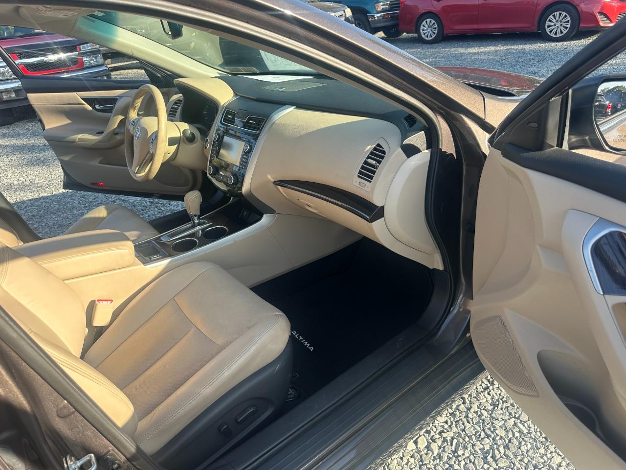 Nissan Altima 2.5 SV 2015