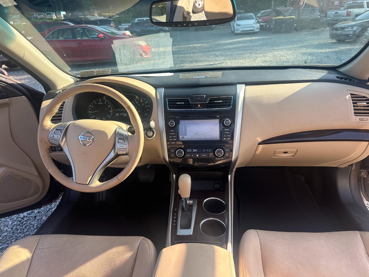 Nissan Altima 2.5 SV 2015