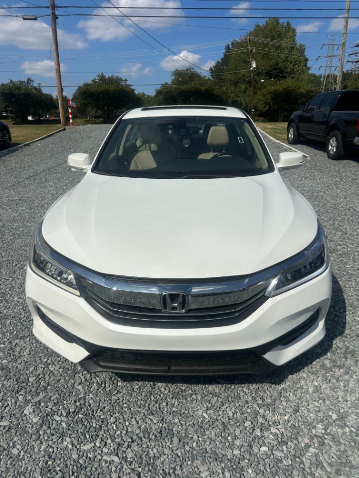 Honda Accord Touring V6 Sedan 6-Spd AT 2016