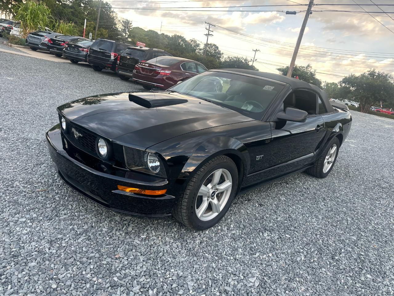 Ford Mustang GT Deluxe Convertible 2008