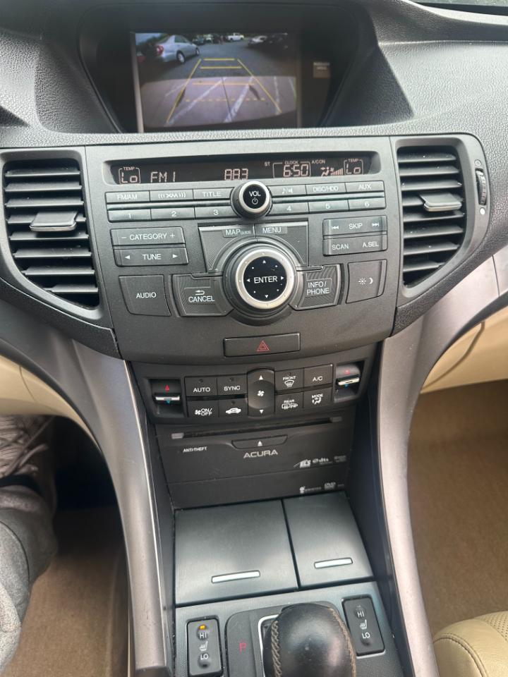 Acura TSX 5-Speed AT with Tech Package 2011