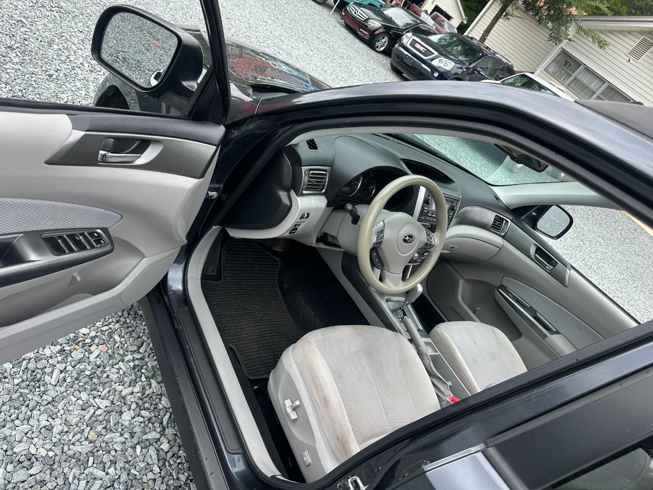 Subaru Forester 2.5X Premium 2012