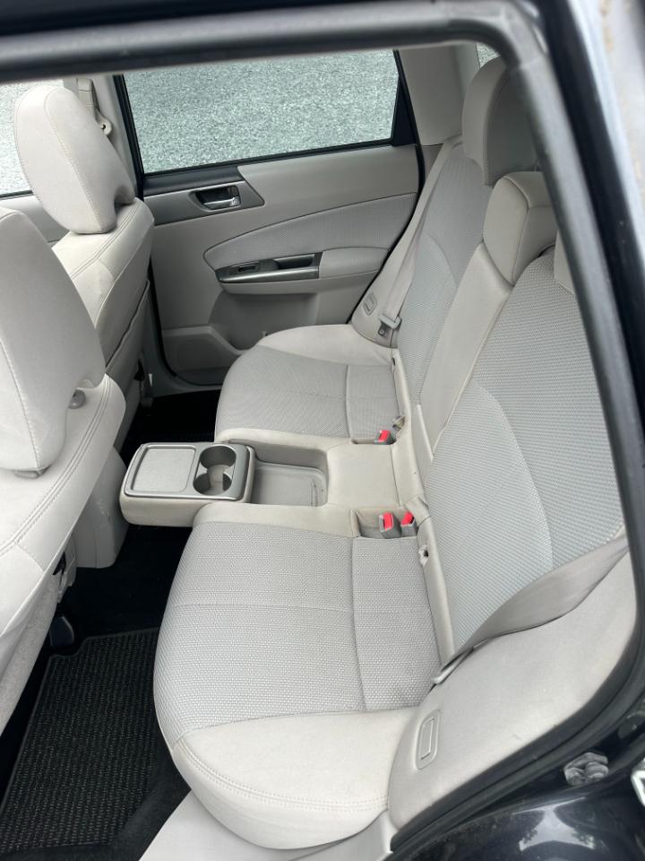 Subaru Forester 2.5X Premium 2012