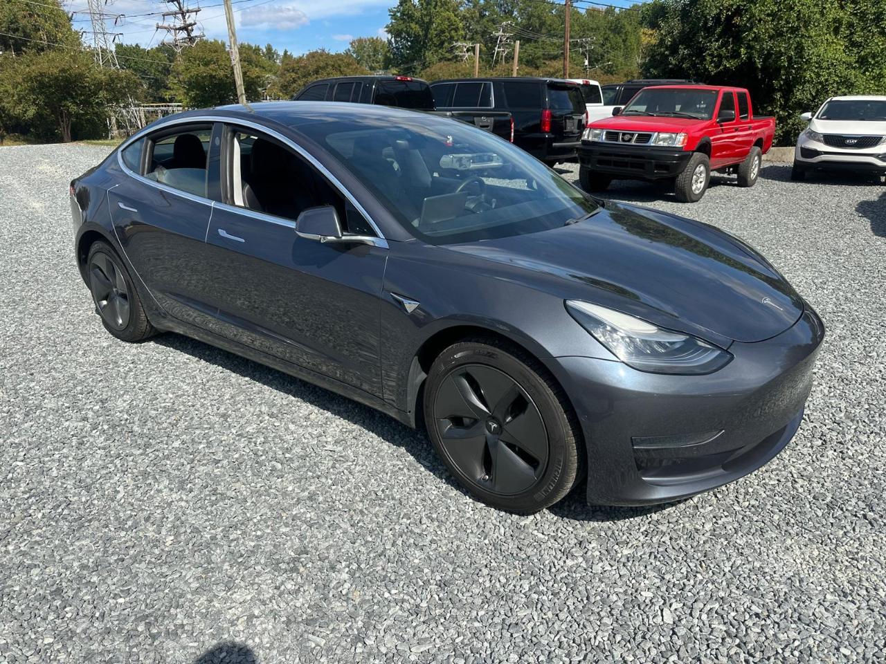 Tesla Model 3 Standard Range Plus 2020