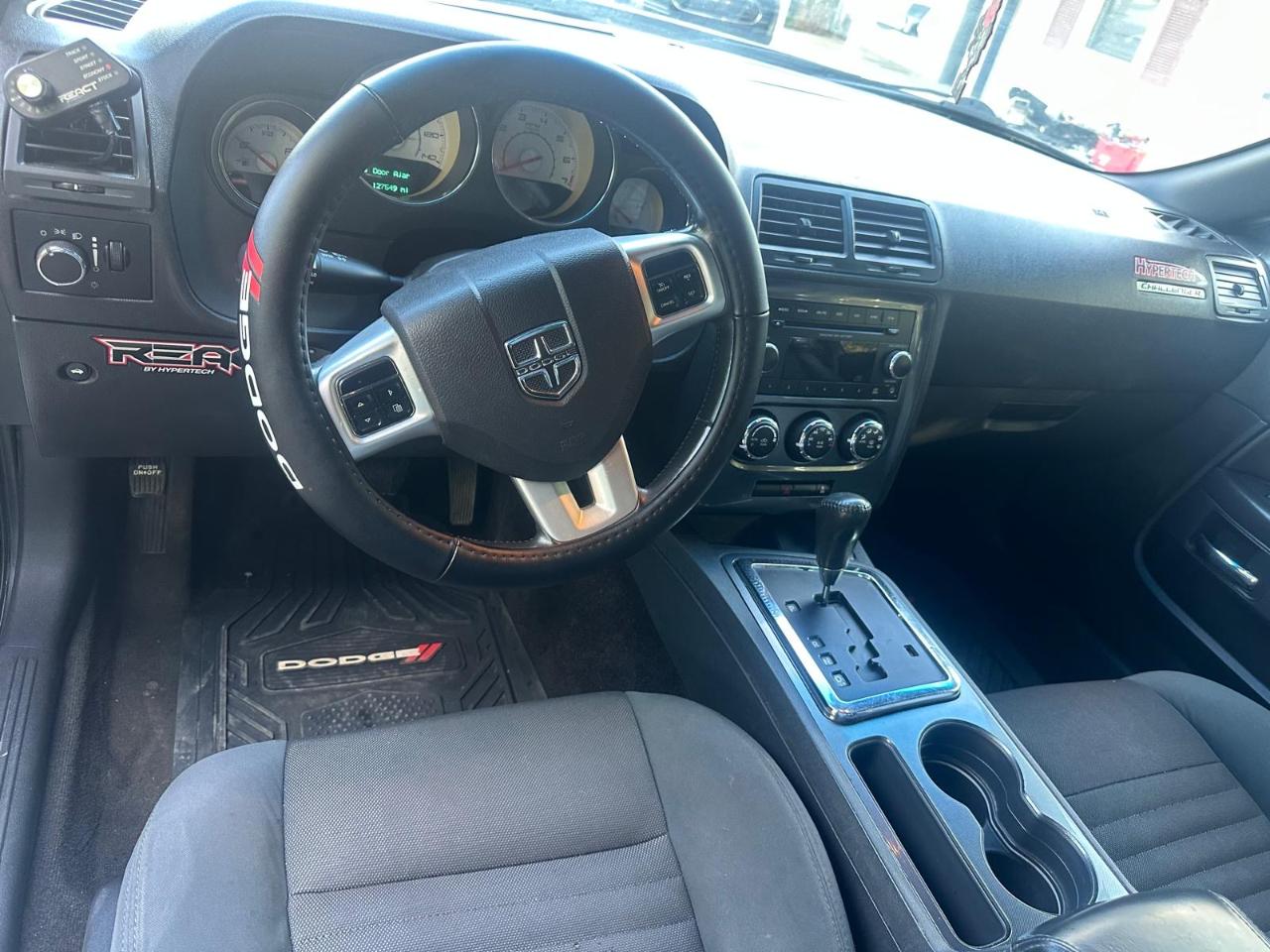 Dodge Challenger SXT 2012