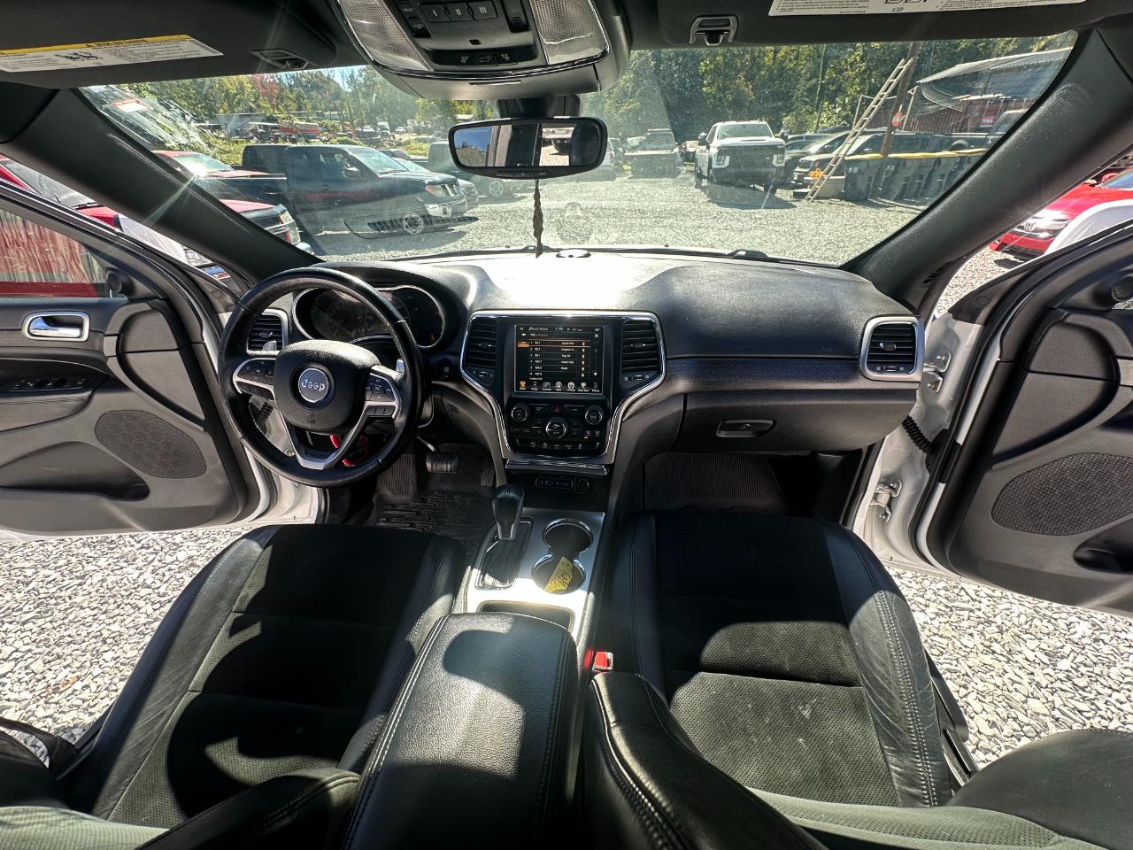 Jeep Grand Cherokee Laredo 2WD 2017