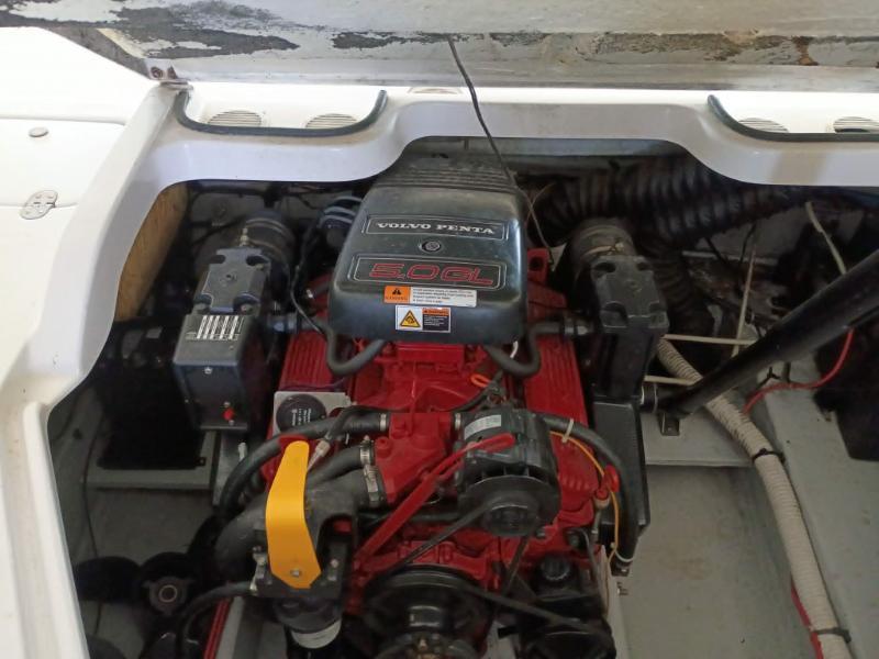 Four Winns 214 CANDIA FS  2002