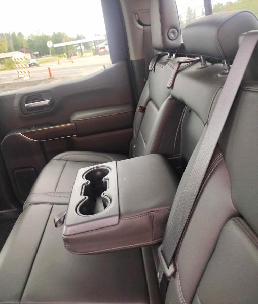 GMC Sierra 1500 SLT Crew Cab Short Bed 4WD 2019 GMC Sierra 1500 SLT Crew Cab Short Bed 4WD 2019