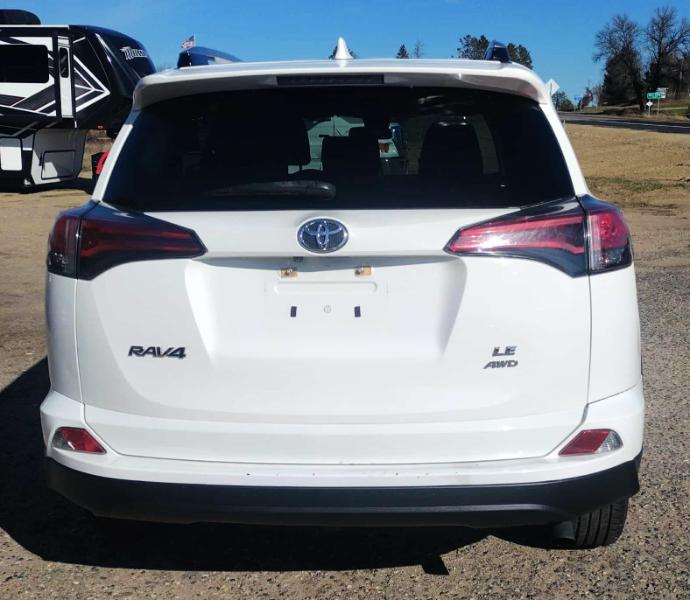 Toyota RAV4 LE AWD 2018 Toyota RAV4 LE AWD 2018