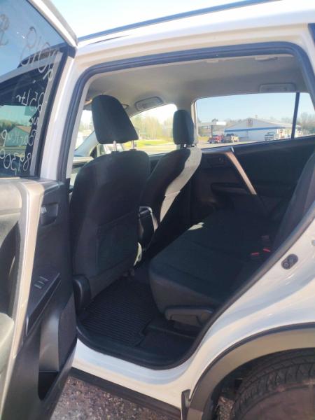 Toyota RAV4 LE AWD 2018 Toyota RAV4 LE AWD 2018