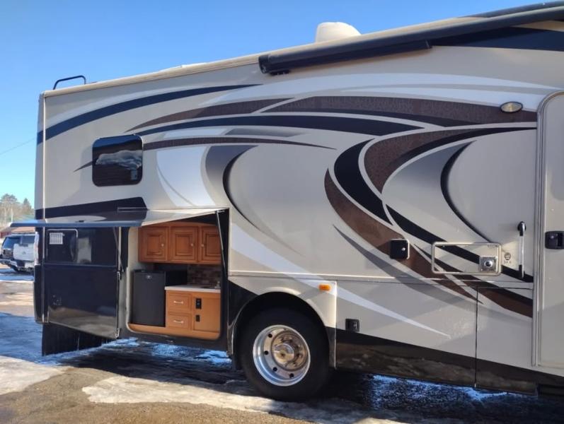 Ford Stripped Chassis Motorhome  2017