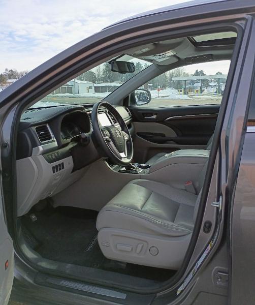 Toyota Highlander Limited AWD V6 2014