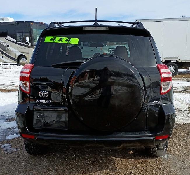 Toyota RAV4 Base I4 4WD 2011