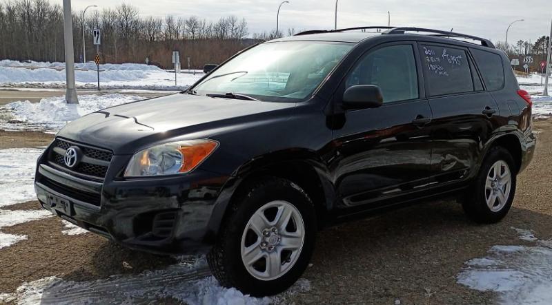 Toyota RAV4 Base I4 4WD 2011