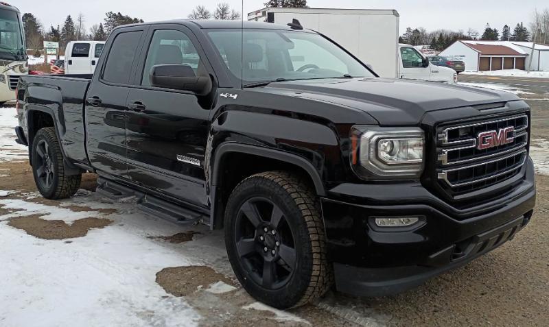 GMC Sierra 1500 Base Double Cab 4WD 2017
