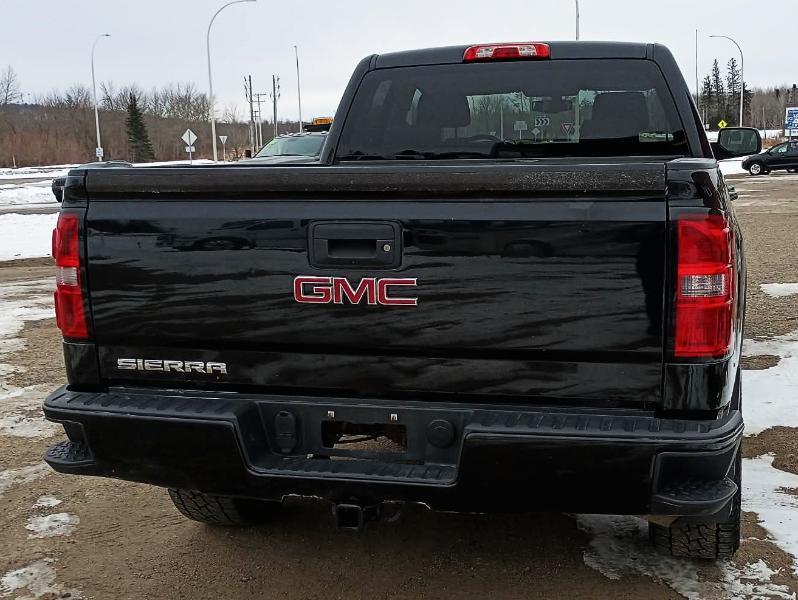 GMC Sierra 1500 Base Double Cab 4WD 2017