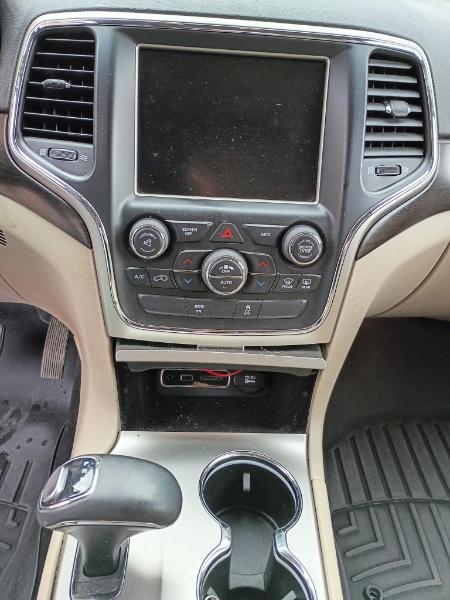 Jeep Grand Cherokee Laredo 4WD 2014