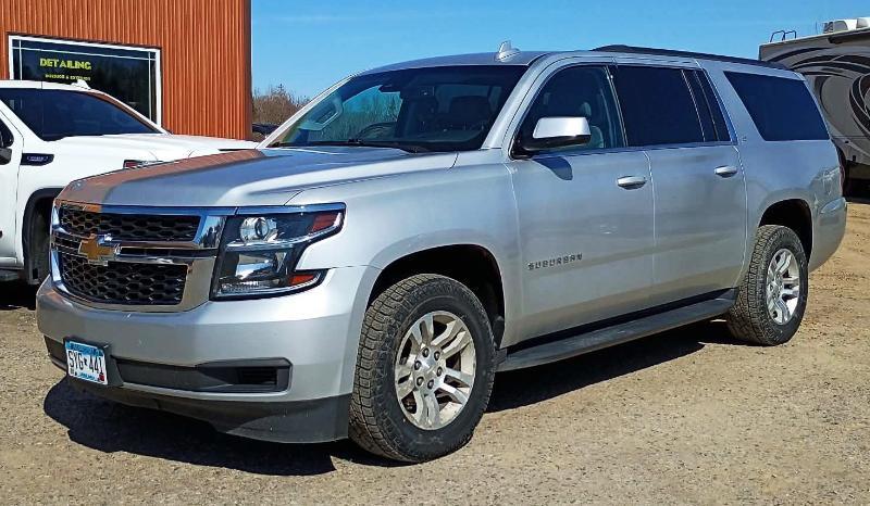 Chevrolet Suburban LT 4WD 2018