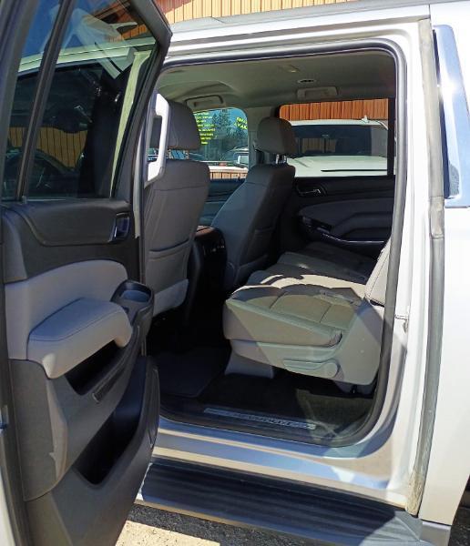 Chevrolet Suburban LT 4WD 2018