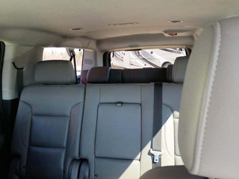 Chevrolet Suburban LT 4WD 2018