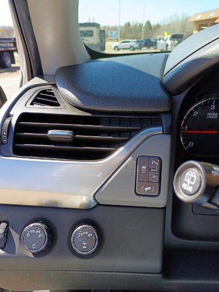 Chevrolet Suburban LT 4WD 2018