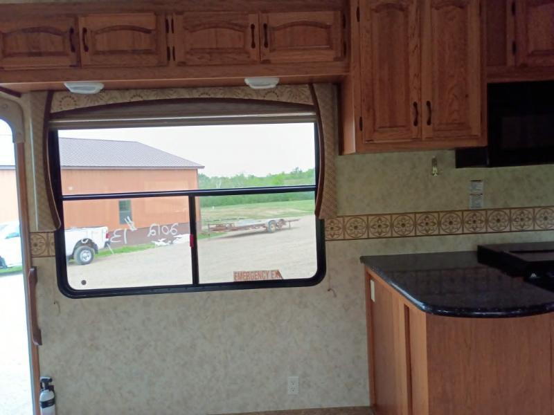 Coachmen Brookstone  2012