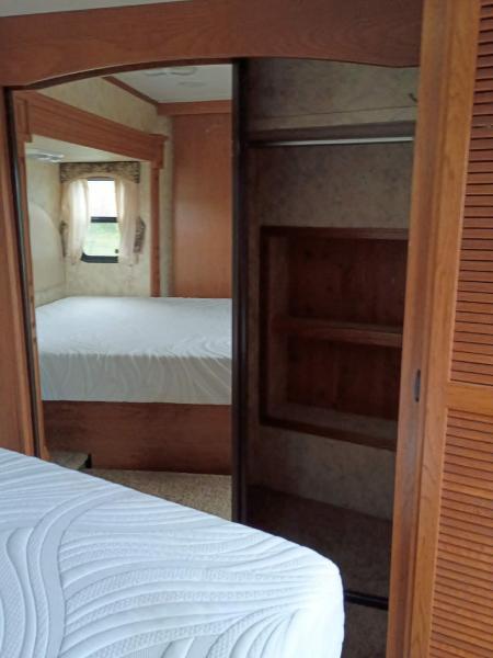 Coachmen Brookstone  2012