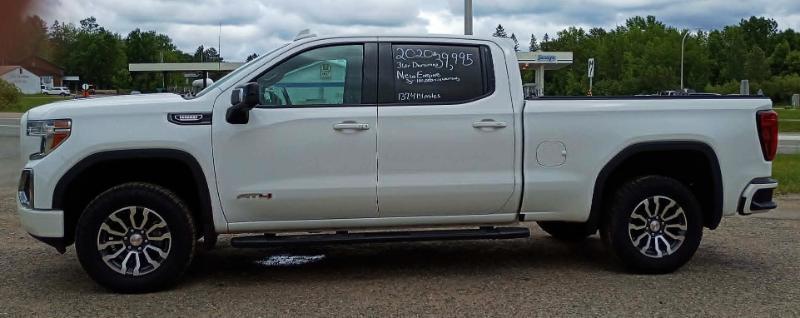 GMC Sierra 1500 AT4 Crew Cab Short Box 4WD 2020