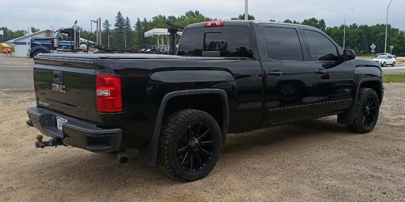 GMC Sierra 1500 SLT Crew Cab Short Box 4WD 2015